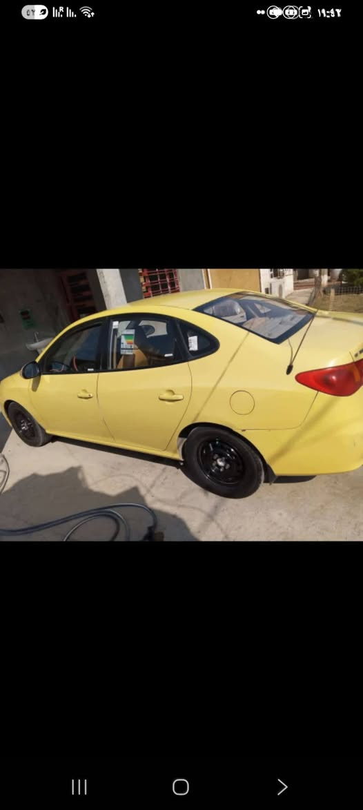 سلام عليكم النترة 2011 محرك 2000 السيارة بيها بارد شوية الباب السائق السعر 120 بيها مجال ***********
