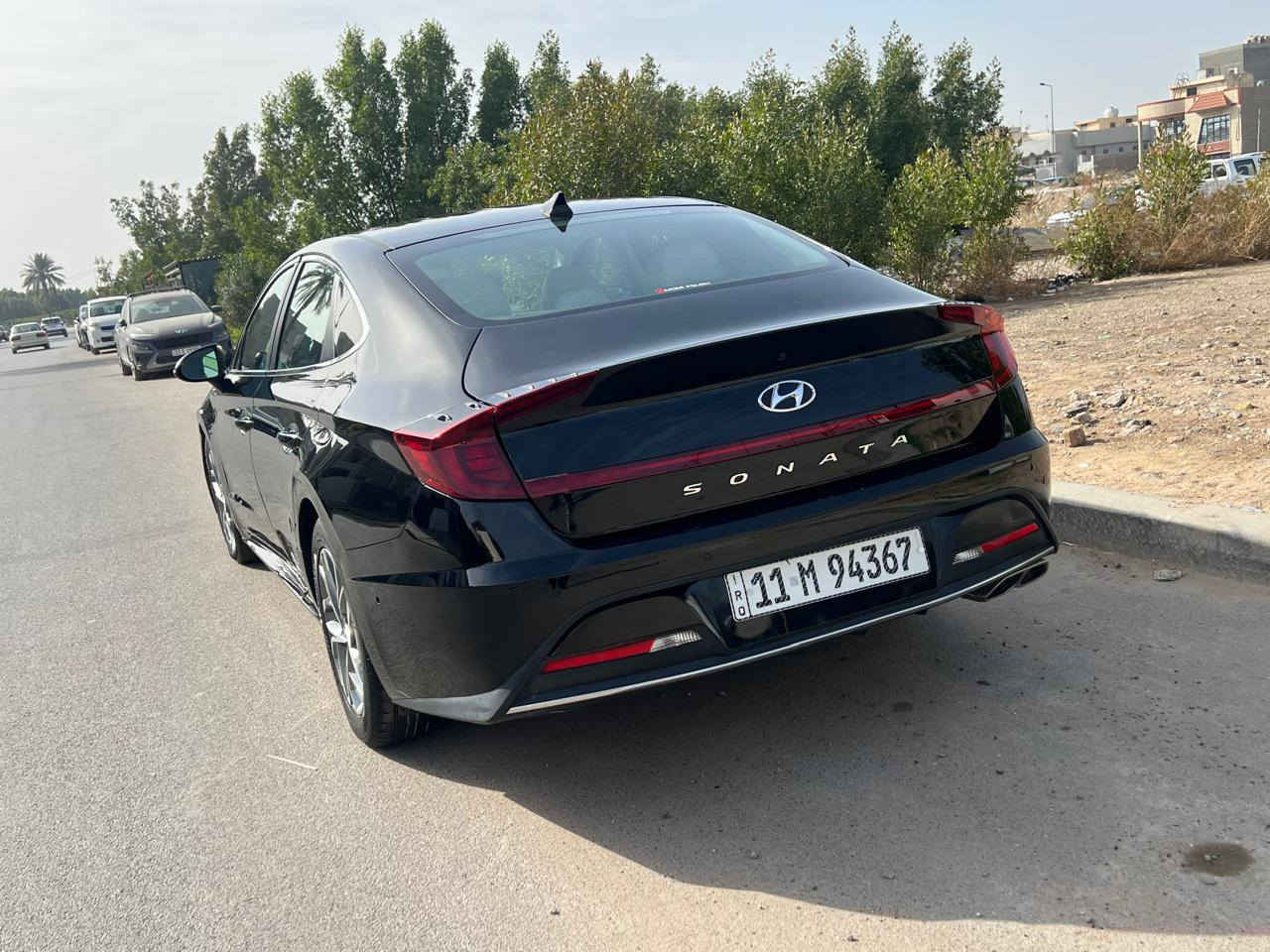 السلام عليكم
سوناتا 2020 
فول بدون فتحة 
كشنات جلد ابيض +تحكم +تدفئة 
ستيرن تدفئة 
تبريد قطعتين 
شاحن لاسلكي
حادثها جاملغ خلفي وصندوك بامريكا 
وبالعراق جاملغ وشويه من البنيد 
بدوون أيرباگ 
سعر / 135 ورقة 
صور امريكا والسونار موجود 👇🏻

مكانها / الفلوجة
‏‪***********‬‏
