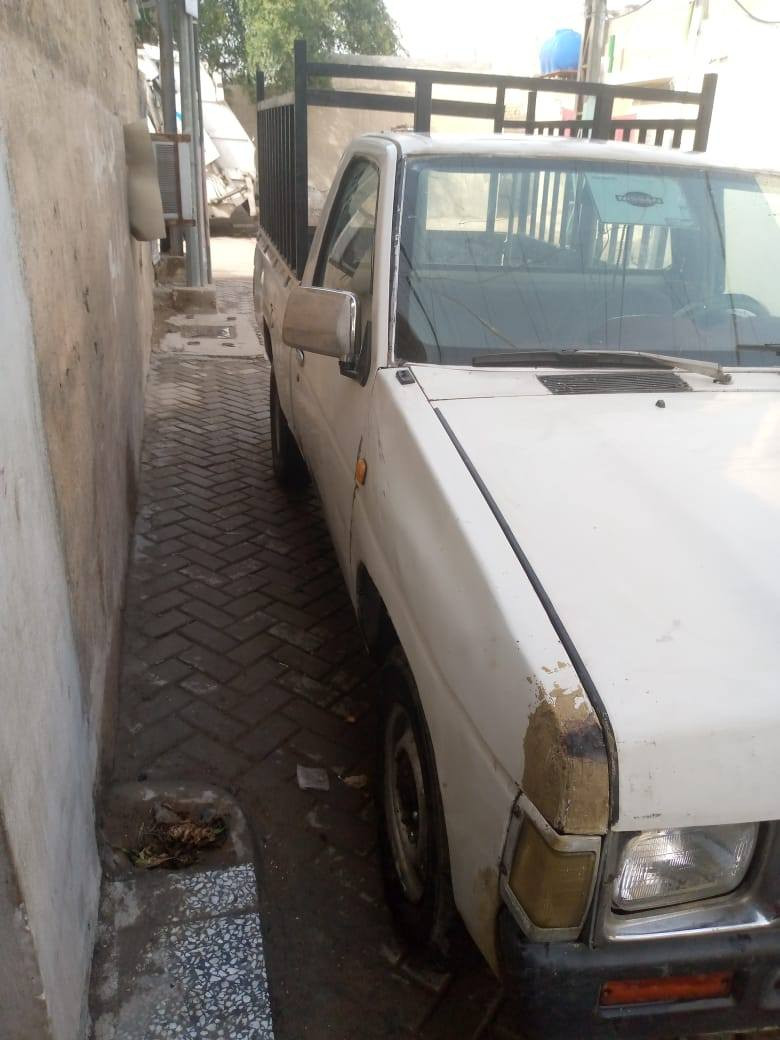 نيسان ٩٤ محرك جديد حاويه تخم تاير باتري جديد السعر ٤٥ المكان م الصدر ***********
