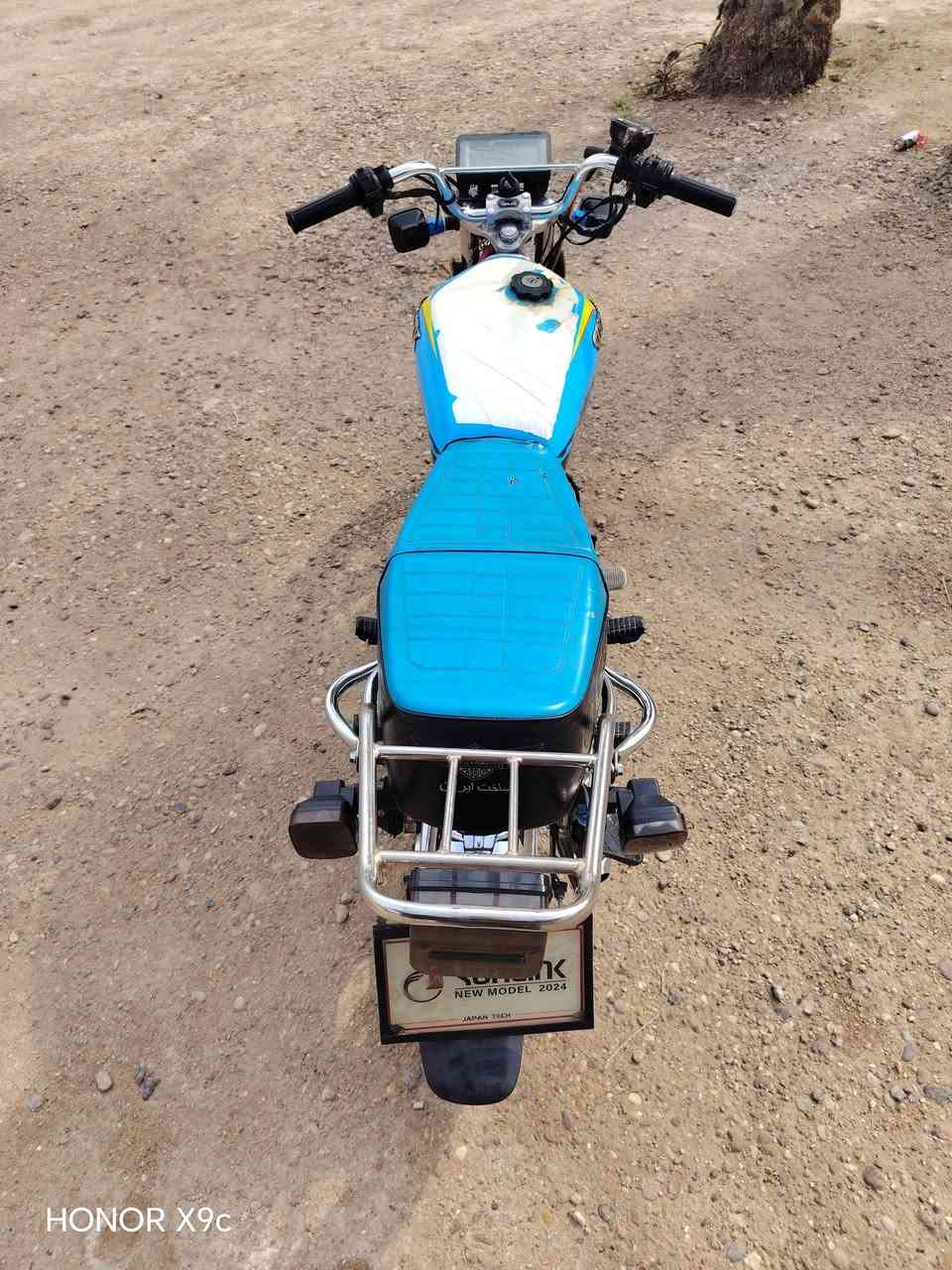 ايراني موديل 2024 اوراق كامله السعر 600 وربي مجال العنوان بغداد اليوسفيه ***********
