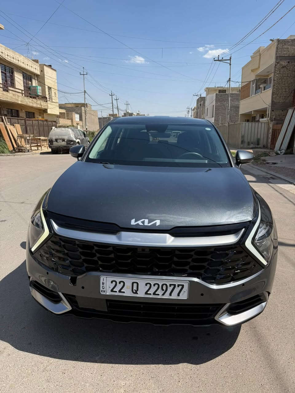 كيا سبورتج 2023 وارد امريكي حادث جدا بسيط بدون ايرباك بدون دواخل ومشي امريكا بعده حاليا ماشيه فقط ٤٨ الف ماشي عليها ٥٠٠٠ فقط يعني حادث موضح بالمنشور فقط جاملغ سياره جديده حيل بدون اي نقص جاهزن رقم اربيل مميز بسم كرايبي ابغداد تريد وكاله تريد تحويل هزه وسنويه جدد كلشي متصرف سياره نص فول معروفه مواصفاتها سياره بانزين فقط مو هايبرد السعر ١٧٥ مجال جدا بسيط حك جيه مكاني بغداد غزاليه اي استفسار *********** 
‭٠٧٨٩ ٠٨٣ ٤١٢٨‬
