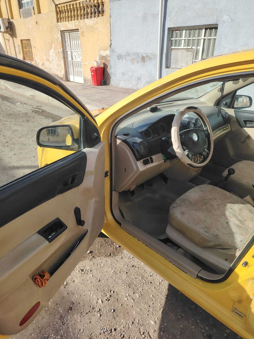 سلام عليكم
افيو للبيع مكينه مفتوح خليجي موديل 10
كير عادي سعر 53 مكاني ديوانيه 
***********
