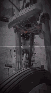 سلام وعليكم دراجه لبيع مكينه ناعمه كلش فصله اتخبل دراجه جاهزه الشراي ينتصل عل رقم او مراسله ***********
