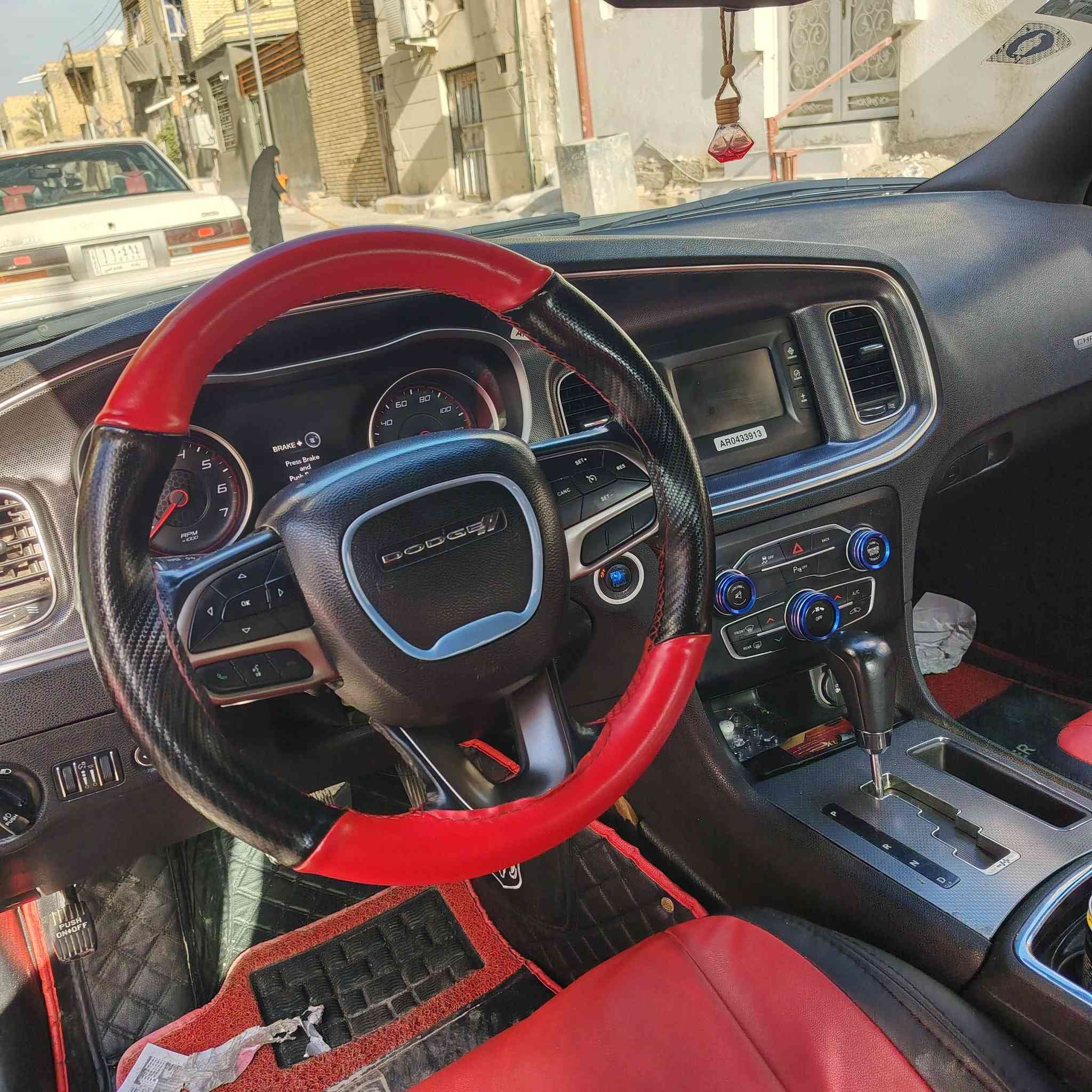 جارجر مديل 2015 اصل بيه ٣ قطع مابيه داخل سياره جاهزه للخير اصل بوليسي ومحوره ٣٦٠٠ مكينه عقول كير كامل سياره خير من الله سياره عوزه كمرك مامدفع تاخذه تريد وكاله  عادي تريد تحويل تدفع الكمرك وتحول محتاج وريد ابيع سعره 100 ولكمرك عليك شوكت مدفعه بكيفك *********** مكاني ناصريه
