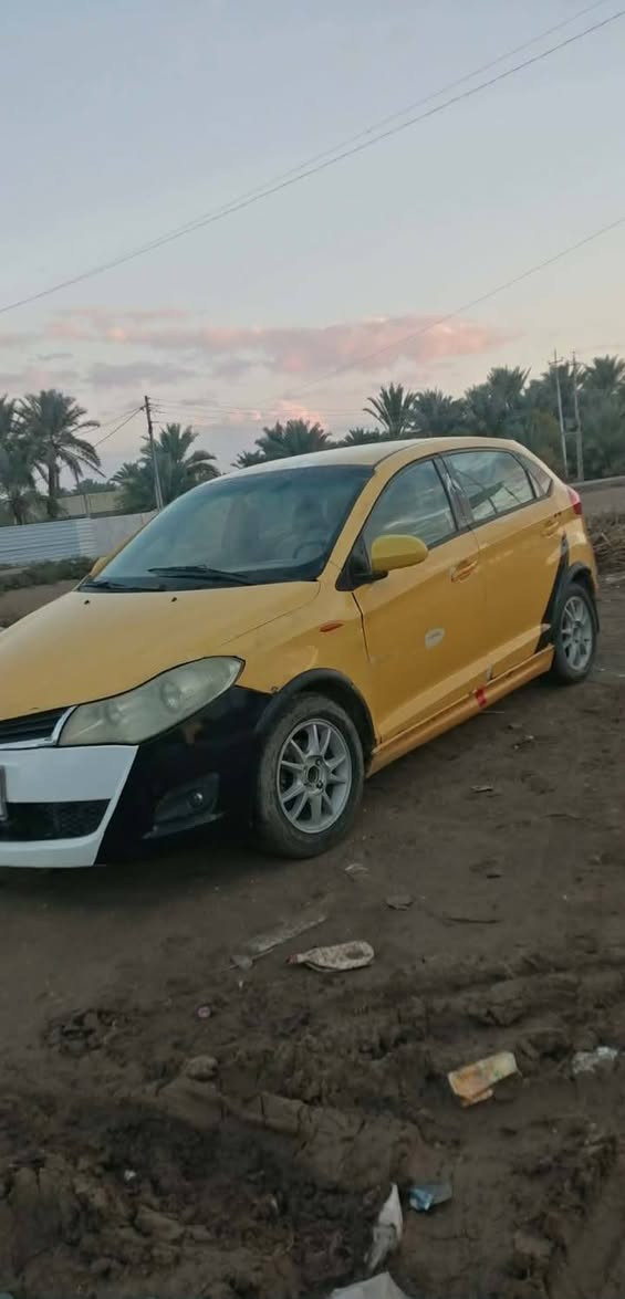 للبيع شيري كوين رقم مثنى تبريد شغال مالكها بالمثنى مصفره هيئه وغرامات موديل ٢٠١١ السعر ٢٥ وبيها مجال مكانها بابل جبله ***********
