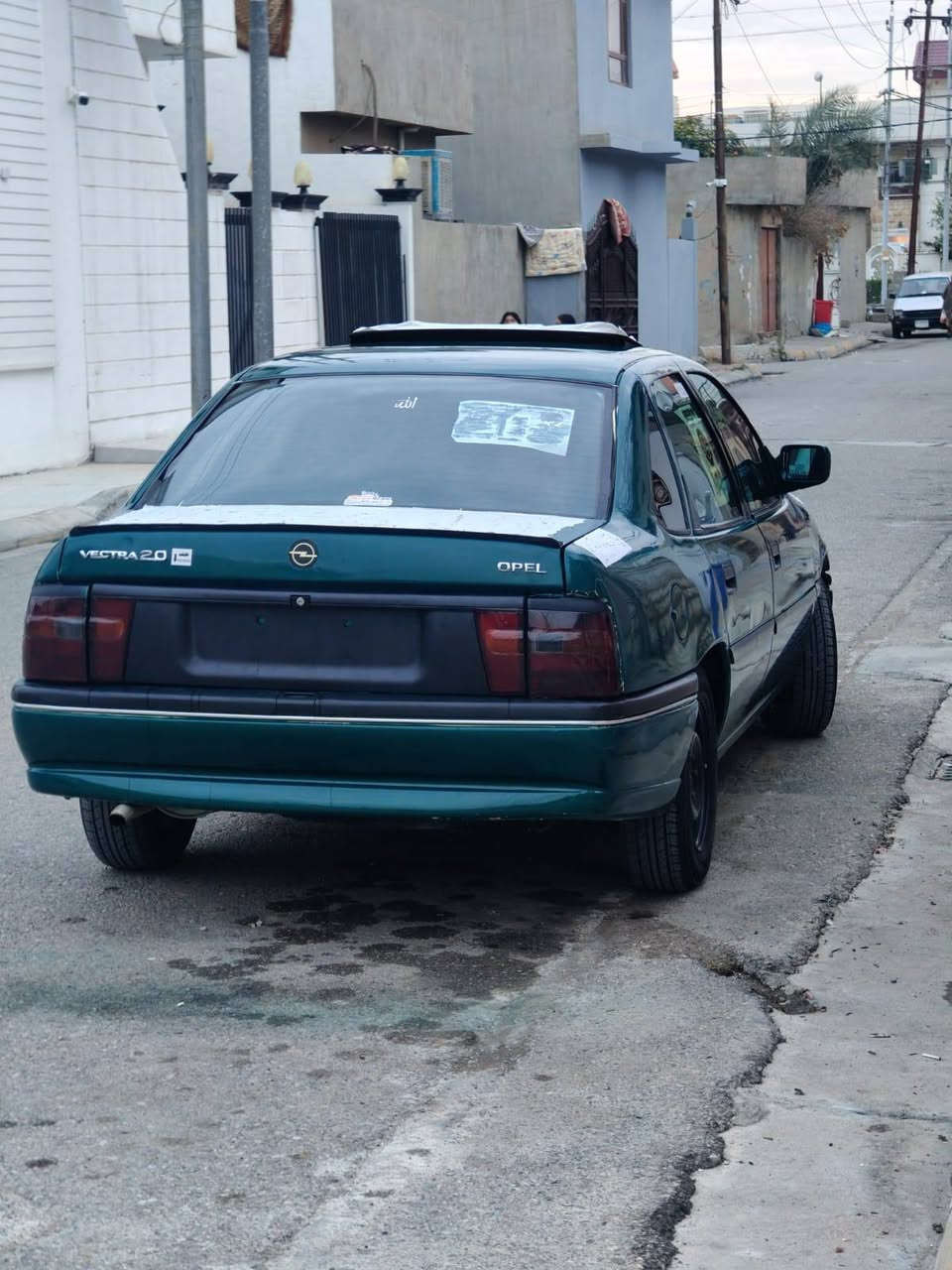 سلام عليكم
أوبل فكترا 
موديل 1995 
محرك نيسان صني كير عادي .
بشرط المحرك لا صرف لا بخار.
محرك ما مفتوح .
سياره أي بي ايس .
سلايت .
دبل إيرباك على وضع الشركة.
صدر امامي جديد .
4 دبلات جديد . 
4 تايرات جديد .
4 دسكات جديد .
4 بيبان صاج .
السياره كشناته وبيبانه جديد على وضع الشركه . 
كهربائية كله شغاله .
سياره مصبوغه جماليه بدون اي حادث فقط جاملغ الغلفي بي معجون. باب الخلفي من صفحت السايق بيه معجون شي بصيط سياره بدون خياس فقد هلال واحد مصلحة سياره خير من الله بدون اي نواقص.
بشرط التحويل ولغرامه .
سياره رقم اربيل .
سنويه لحد 2030 .
مكان السياره كركوك 
السعر : 47 وبي مجال 
رقم : ***********
رقم واتساب : ***********
