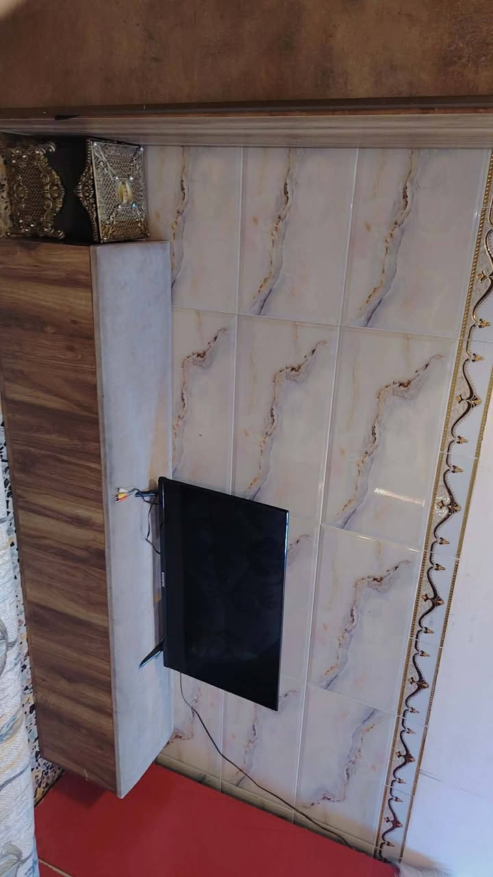 السلام عليكم
غرفه9قطع نضيفه 
 السعر 700وبيه مجال بسيط المكان بغداد
اي استفسار ع الرقم ***********
الخاص مغلق
