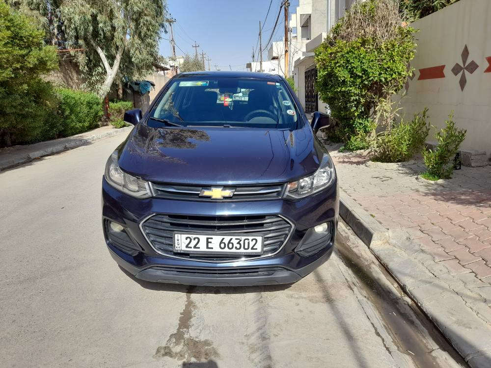 شوفرليت تراكس للبيع
موديل ٢٠١٩
محرك ١٤ تيربو 
مواصفات 
كير اوتوماتيك 
جامات كهربائي 
مرايا كهربائي 
شاشة وكاميرا 
تحكم استيرن 
كشن هيتر
تخم تايرات جديد
صدر أمامي وخلفي جديد

بي صبغ جاملغ أمامي سايق+باب سايق 
وربع بونيت 
بدون دواخل

كوبون بنزين بي 
سعر سعر  ٩٤
بي مجال 
مكان كركوك 
***********
*********** كركوك, العراق
