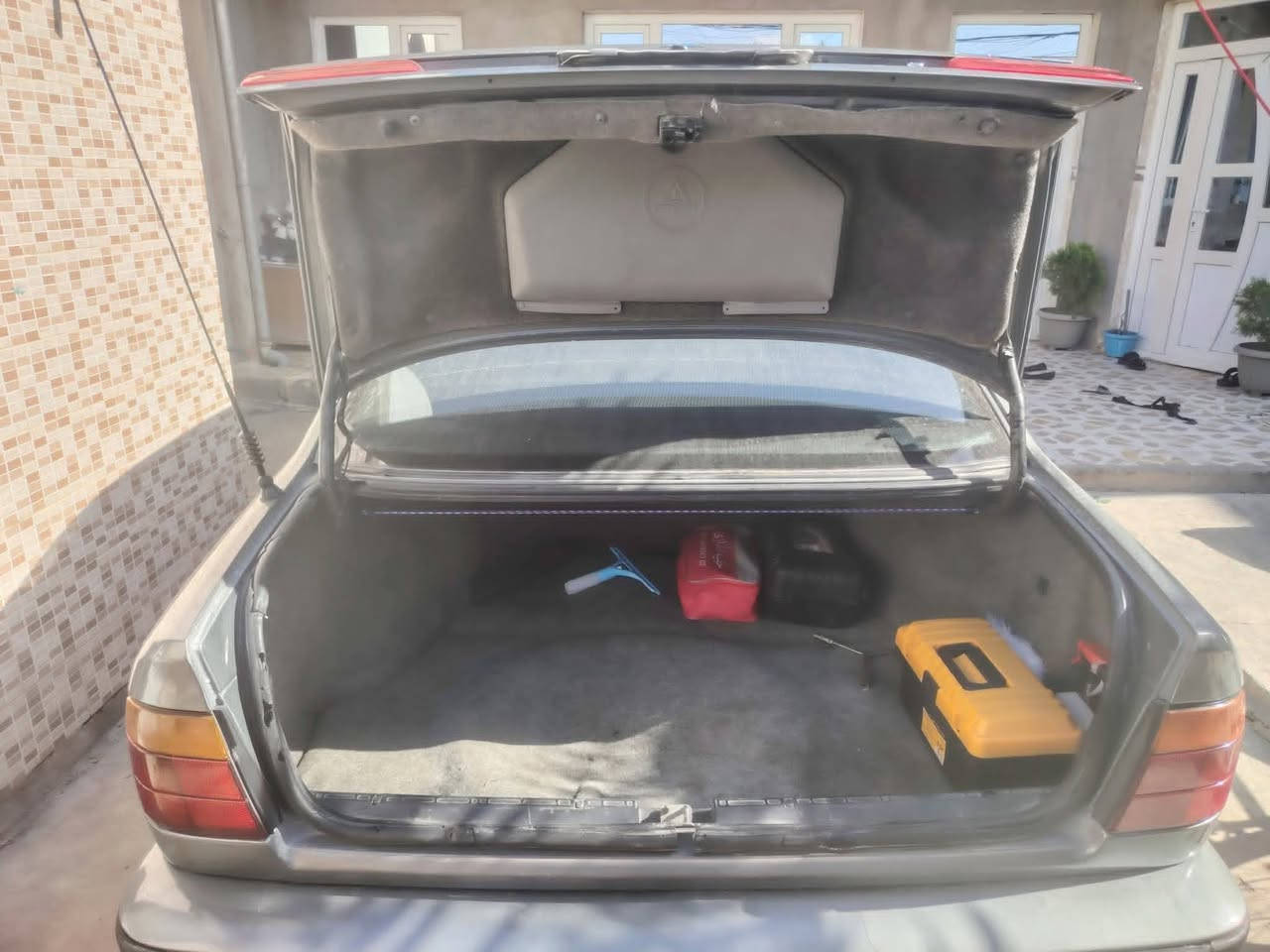 للبيع سياره بي ام525  رقم ألماني سنوية جديد نينوى  فول كير اوتوماتيك موديل ١٩٨٨ كاربون موجود شرط التحويل سياره شرط من العاميه للدعايه بدون اي حادث اوتبديل وضع الشركه شرط من ال عميه للدعايه مصبوغه عام فقط  جماليه محرك أثر رخوا كير شرط محرك فل   طخم امامي خلفي جديد كهربائية كلها شغاله السعر
 53 ورقه الاستفسار الاتصال على الأرقام *********** *********** تحياتي للجميع
