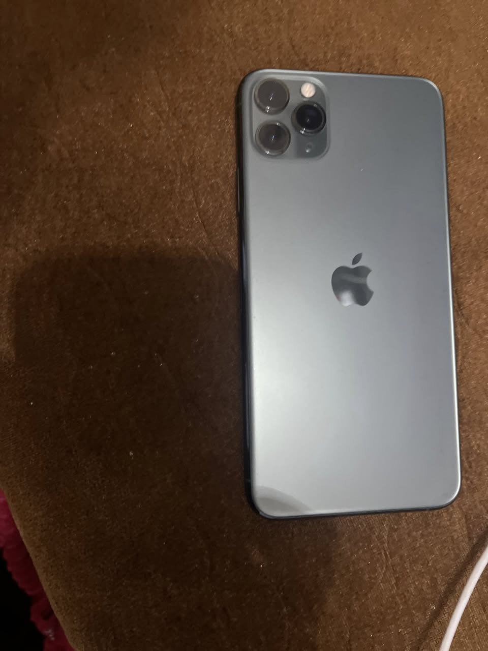 ايفون 11برو ماكس للبيع بس بطاريه مبدله جهاز نضيف كلشي ما بي ‭0777 992 0812‬واتساب
