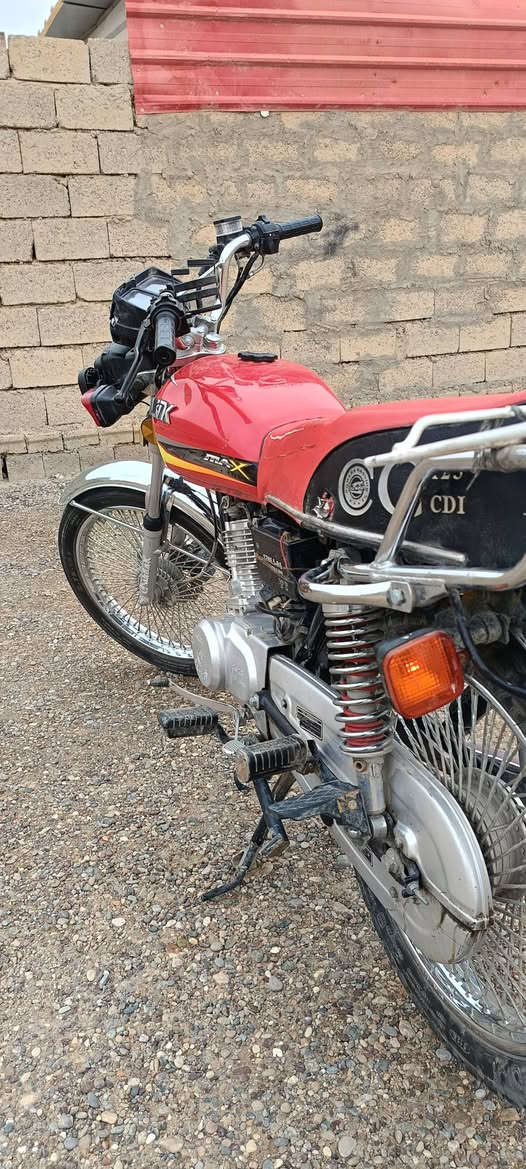 تايكر موديل 23 شرط كهربايات شقاله اشاير كلها شقاله محرك مامفتوح زيرو  475  وبي مجال ‏‏‪0782 486 7469‬‏
