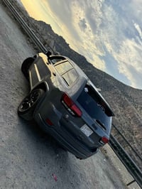 جيب موديل 22 فئة لاريدوx ماشيه 100الف كيلو مواصفات معروفه مناقصهه شي ح...