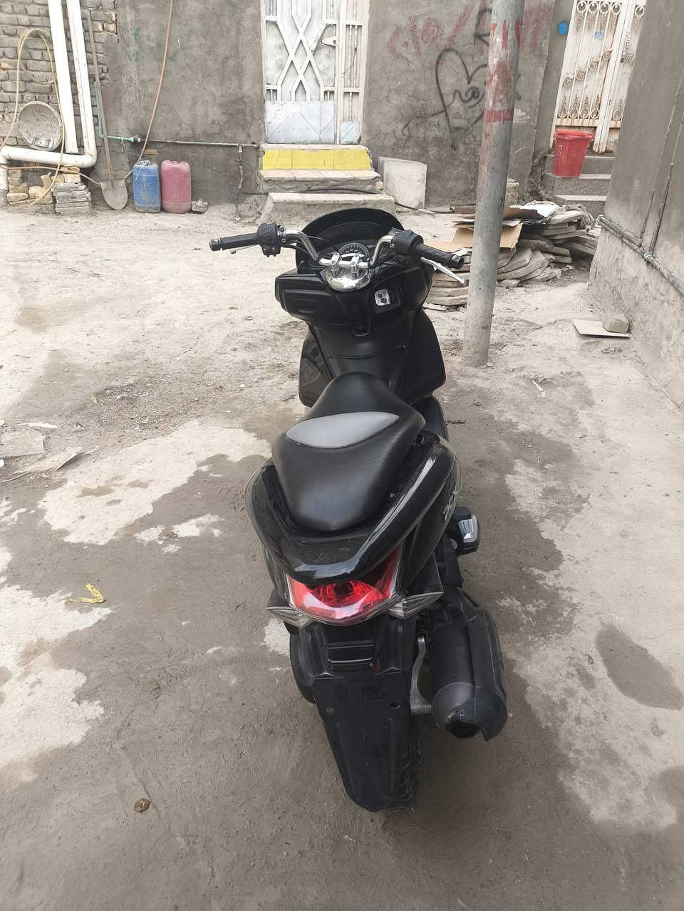 للبيع بي سي اكس جيل الاول (ياباني)
للاستفسار{***********} دراجه حلوه
 سعر مليون و250وبيها مجال
