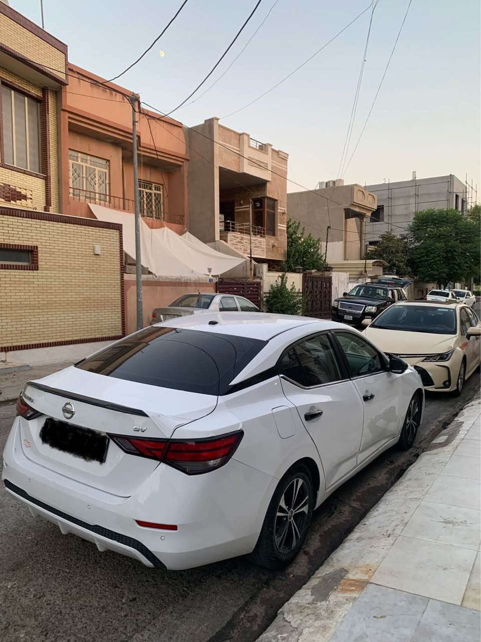 نیسان سێنترا مۆدیل ٢٠٢٠ ماوسەفات sv قەپات مواسەفاتە بەس سلاید نیە 
رادار و  خەتی جادەی 
بەسمە 
ناو قەیسی
گێر ومەکینە بەشەرت
بەس بۆنیتی سبوخە 
٤ـ٥جێی بجوکی pdr
(***********) أربيل, العراق
