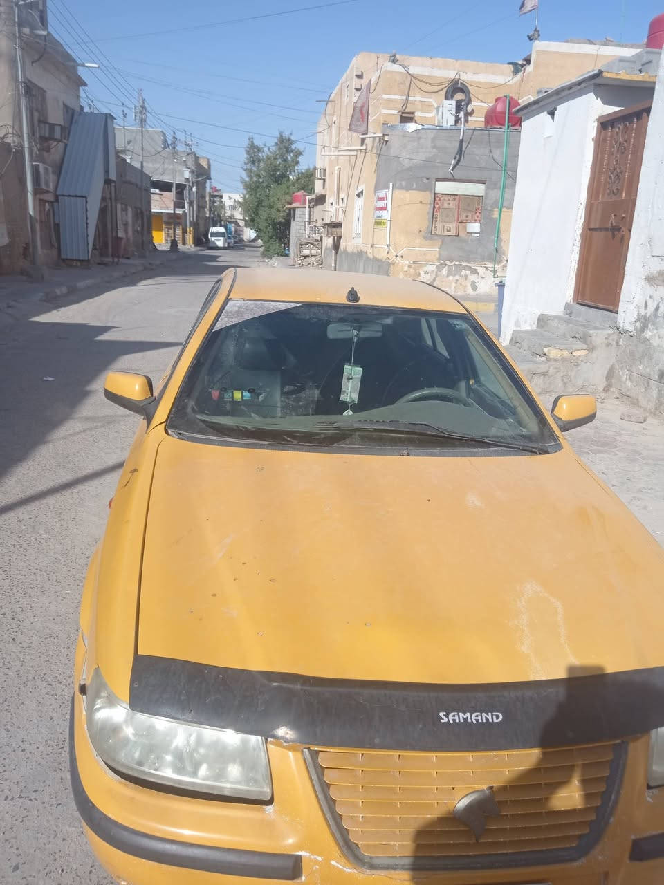 سلام عليكم سمند موديل ١١ سنويه ل ٢٨ مصفره هيه وغرامات كمينته كايمه يرادله تجفيت التبريد شغال تخم تاير جديد حداديه حلوه كيره نضيف سياره ما بيه ضربه مكفوله من الضربه خياسات كلش قليله مكان السياره البصره الكزيزه السعر ١٦ وبيه مجال قليل كلش ***********
