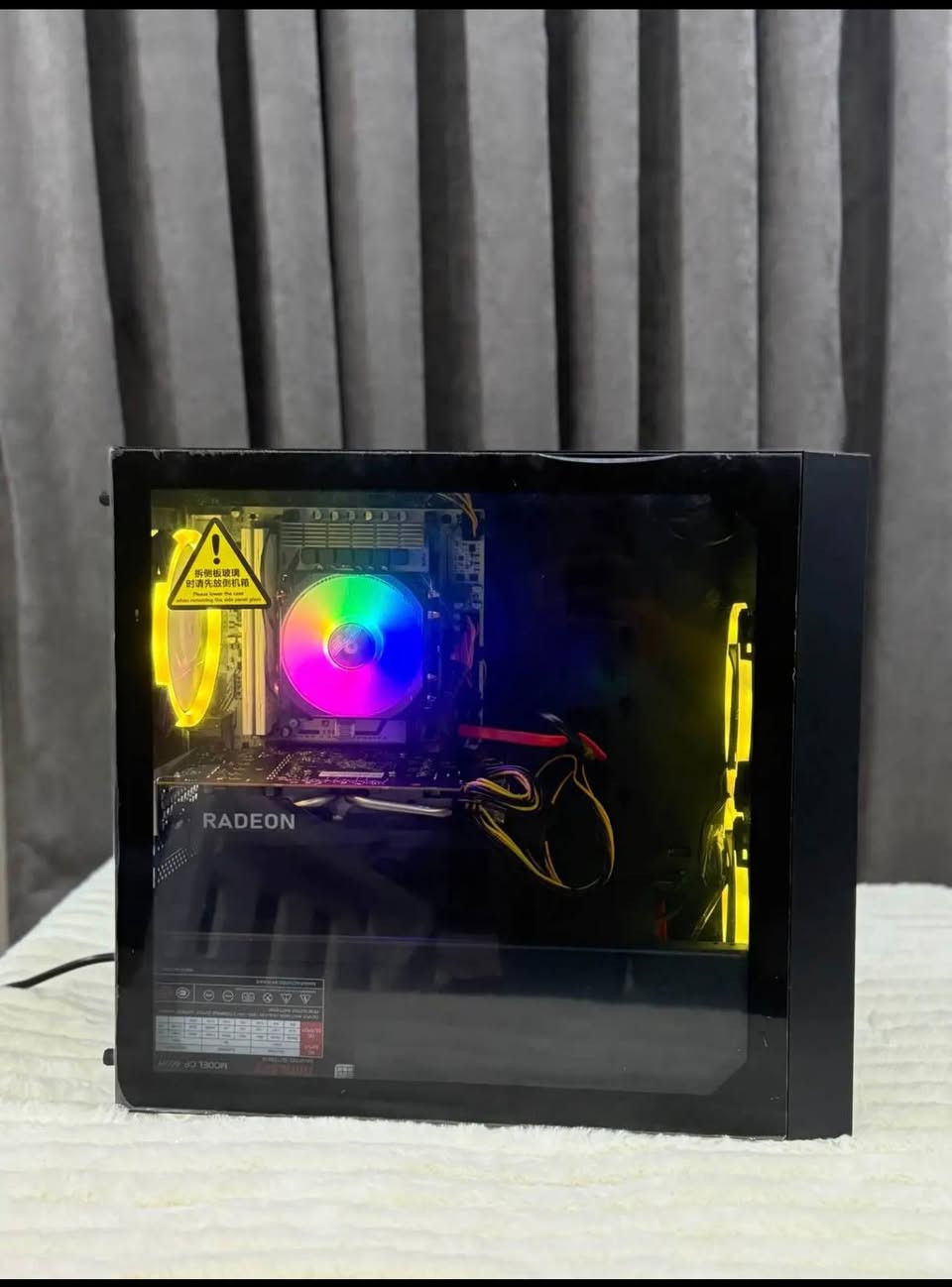 كيسات كاملة بدون كرت شاشة المواصفات:
كيس ابيض / اسود 
المعالج Xeon v3 او v4 فرق بسيط بالسعر
رامات 16g
كولر هوائي rgb 
الهاردات hdd 512g / ssd256g
بورسبلاي 550w

موجود آخر ١٠ قطع واذا اكو احد يريدهم سوة سعر اقل


**إذا كنت صاحب هذا الإعلان وتريد حذفه لأي سبب، رجاءا أرسل رسالة إلى الدعم الفني**