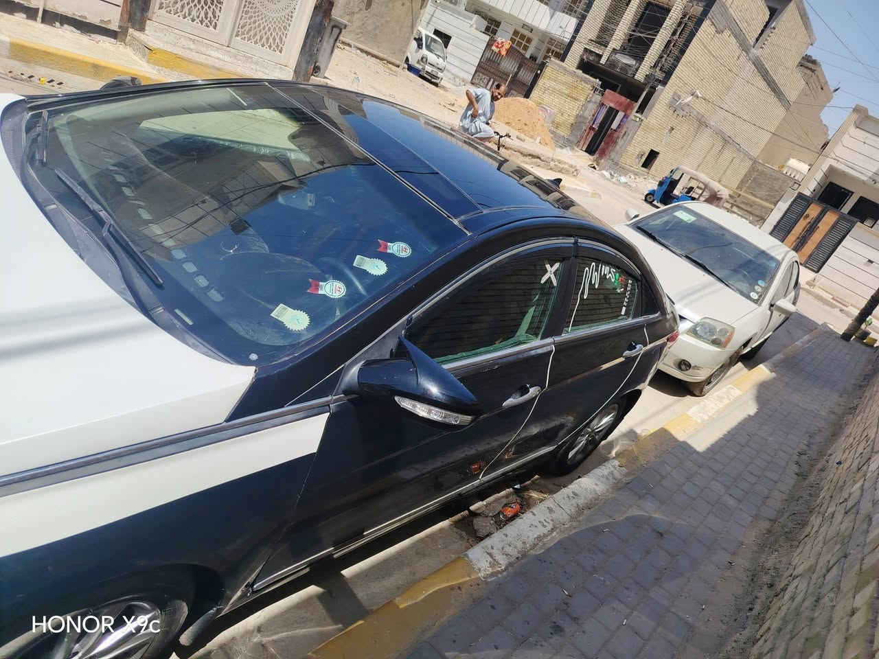 سوناته  موديل ١٣ بيع مستعجل رقم بغداد صاحبه موجود يطلب ١٥ ورقه عل تحويل عنوان بغداد العبيدي  هاتف ***********
