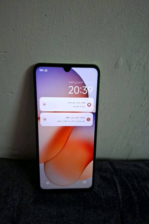 جهاز ريدمي c14 مستعمل شهر واحد للبيع 
مع كيبل تايبسي فقط  من دون باكيت 
