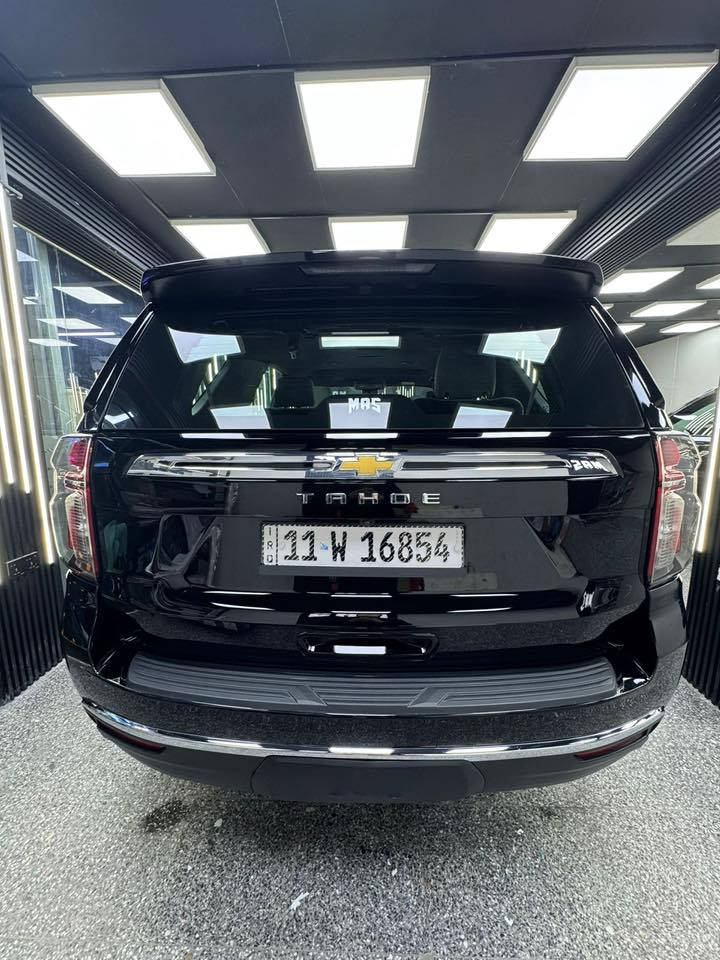 السلام عليكم تاهو 2023 ls خليجي وكاله
بيه شخط بالجاملغ الخلفي و معدل بكرت خفيف و مسويله ادامه كامله بالشركة و بولش وحمام رقم بغدادبصمه عدد 2 ثلاجه رادار امامي رادار جانبي توقف ذاتي تحديد مسار حساسات امامي و خلفي
السياره جديده جدا مكينه وكير مكفولات
ترايها جديده السياره  ماشيه 93 الف كيلو حقيقي 
السعر ( 46800) 
مكاني بغداد الجديده 
***********
