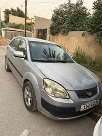 اسلام عليكم كيا ريو 2006  هاج بك رياضي  سعرها 65$  07703969298