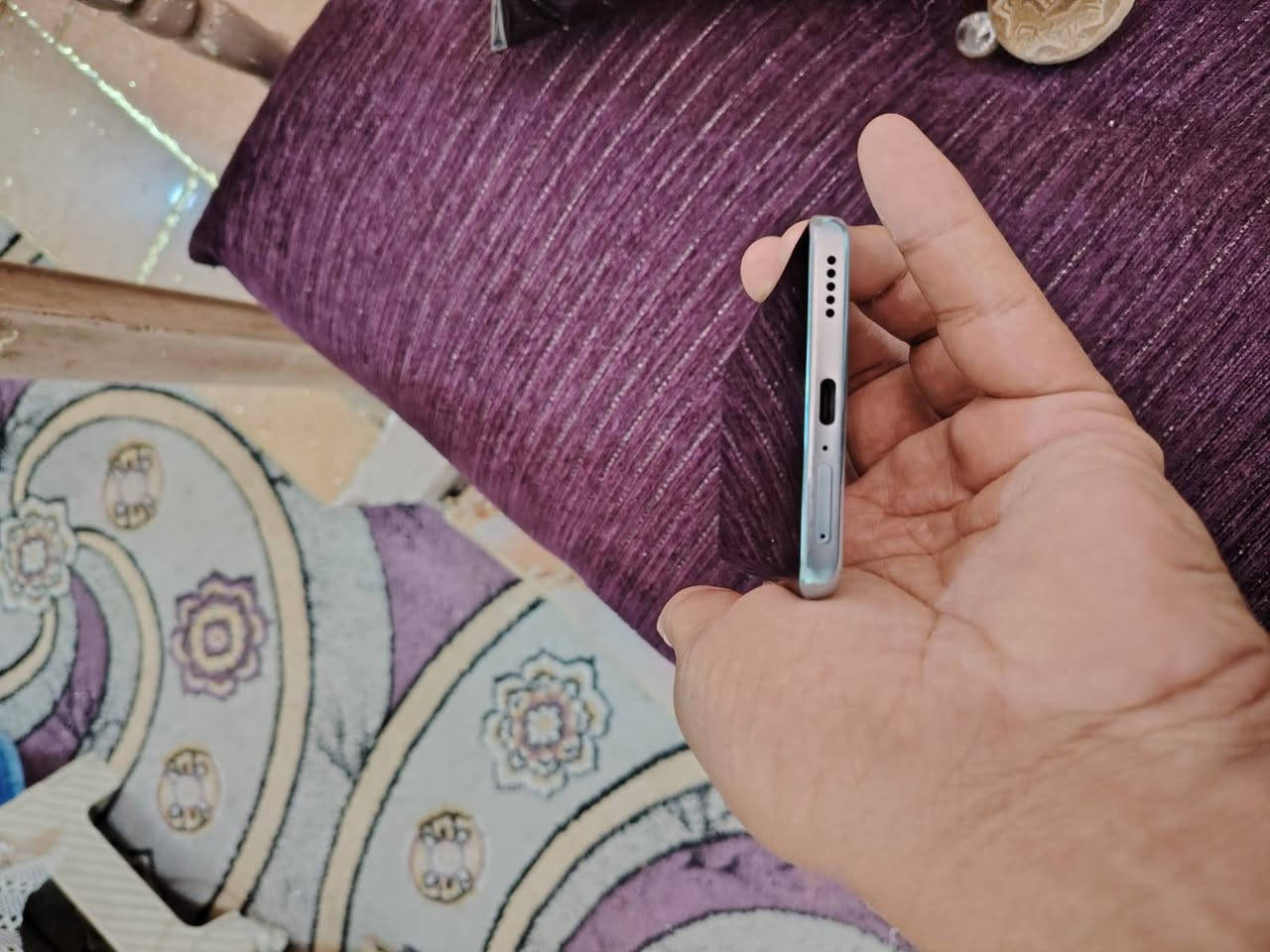 السلام عليكم هونرx9c جدآ نضيف جهاز راقي
الذاكرة 256 رام 12 فقط مراوس ب هونر x9d وانطي فرق قليل فقط مراوس


**إذا كنت صاحب هذا الإعلان وتريد حذفه لأي سبب، رجاءا أرسل رسالة إلى الدعم الفني**