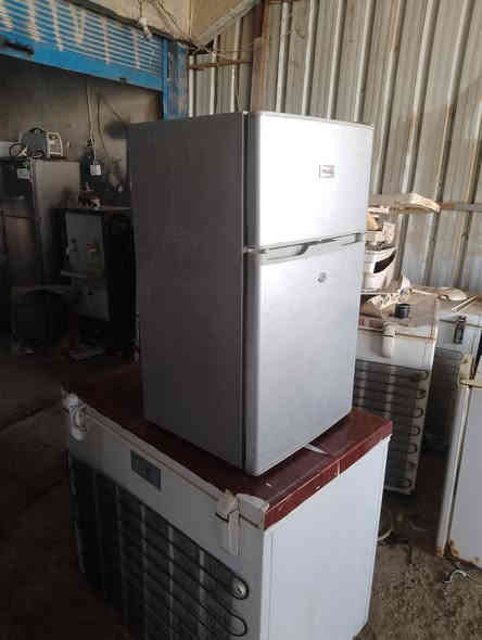 متاح ثلاجة وضع شركه نضافه فول الفول تجميد فول السعر 45 الف وبيها مجال ***********
