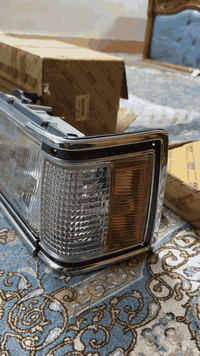 سلام عليكم غراض كراون سوبر 82 موسسه مكاني بغداد *********** شباب بل فيديو موضحه الغراض
