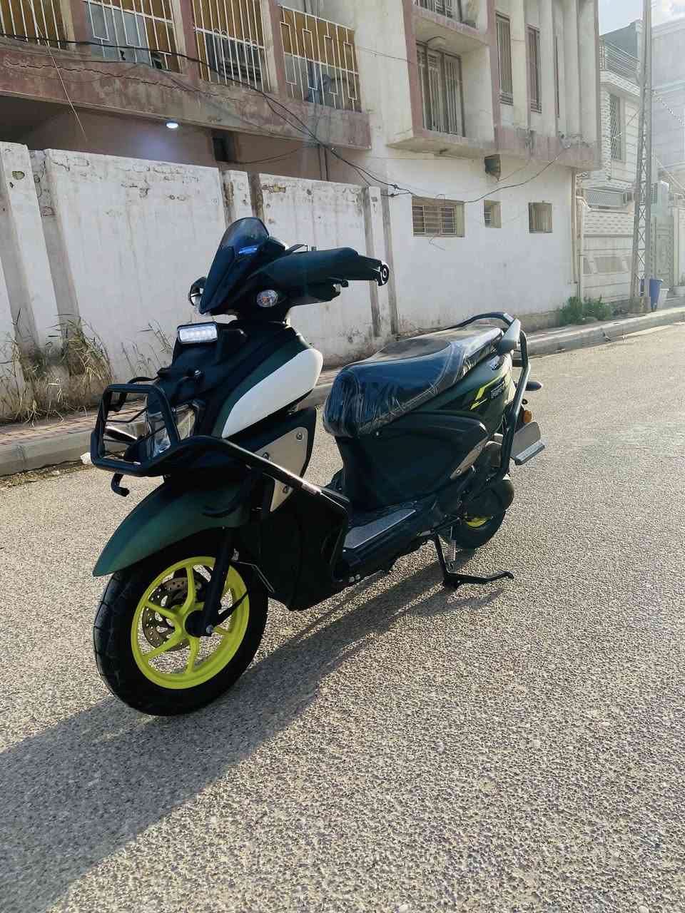 ياالله توفر زت ار 25 لون زيتوني الدراجه شوف العين كارتون السعر ب2و300 كامله للاخير ممشاها قليل للاستفسار *********** اتصال او واتساب
