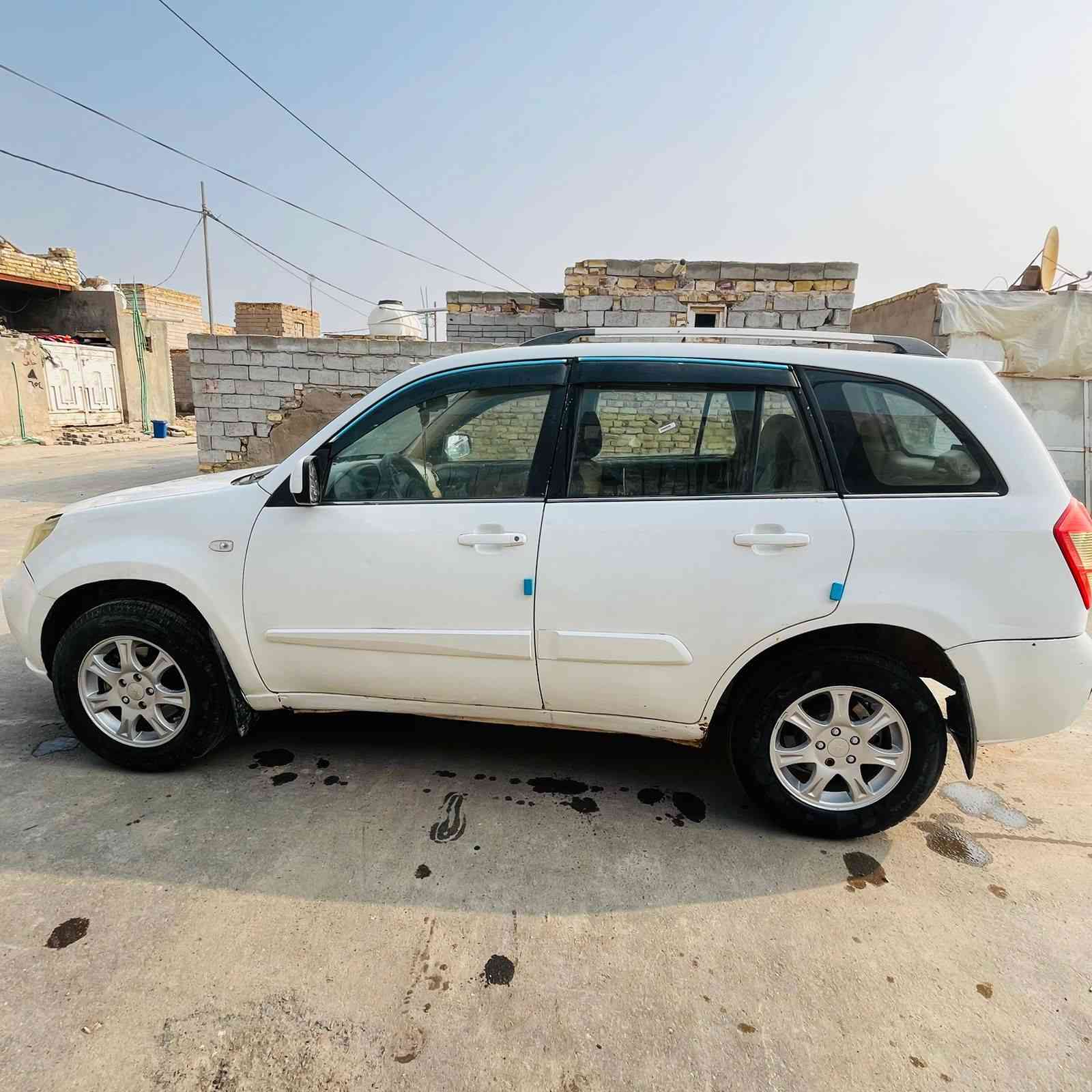 السلام عليكم اخواني جمعة مباركة وعساكم طيبين
سيارة تيگو كاملة من كلشي تجي تفحص وتتأكد بنفسك
السيارة مال جناي يعني نظيفة وأيده بيها أول بأول

موديل ٢٠١٣ رقم القادسية گير كهربائي محرك ١٨٠٠ گير محرك
السيارة مكفولة من گير محرك صدر والتخم والتايرات كله جديد كذلك بالنسبة للشاشة الكامرة فتحة بلسقف تحكم ستيرن مواصفات كاملة والله العظيم كفالتها كفالة سيارة جديدة وعندكم الحساب

السعر مع كامل التفاصيل 
وللتواصل على هذا الرقم ***********
