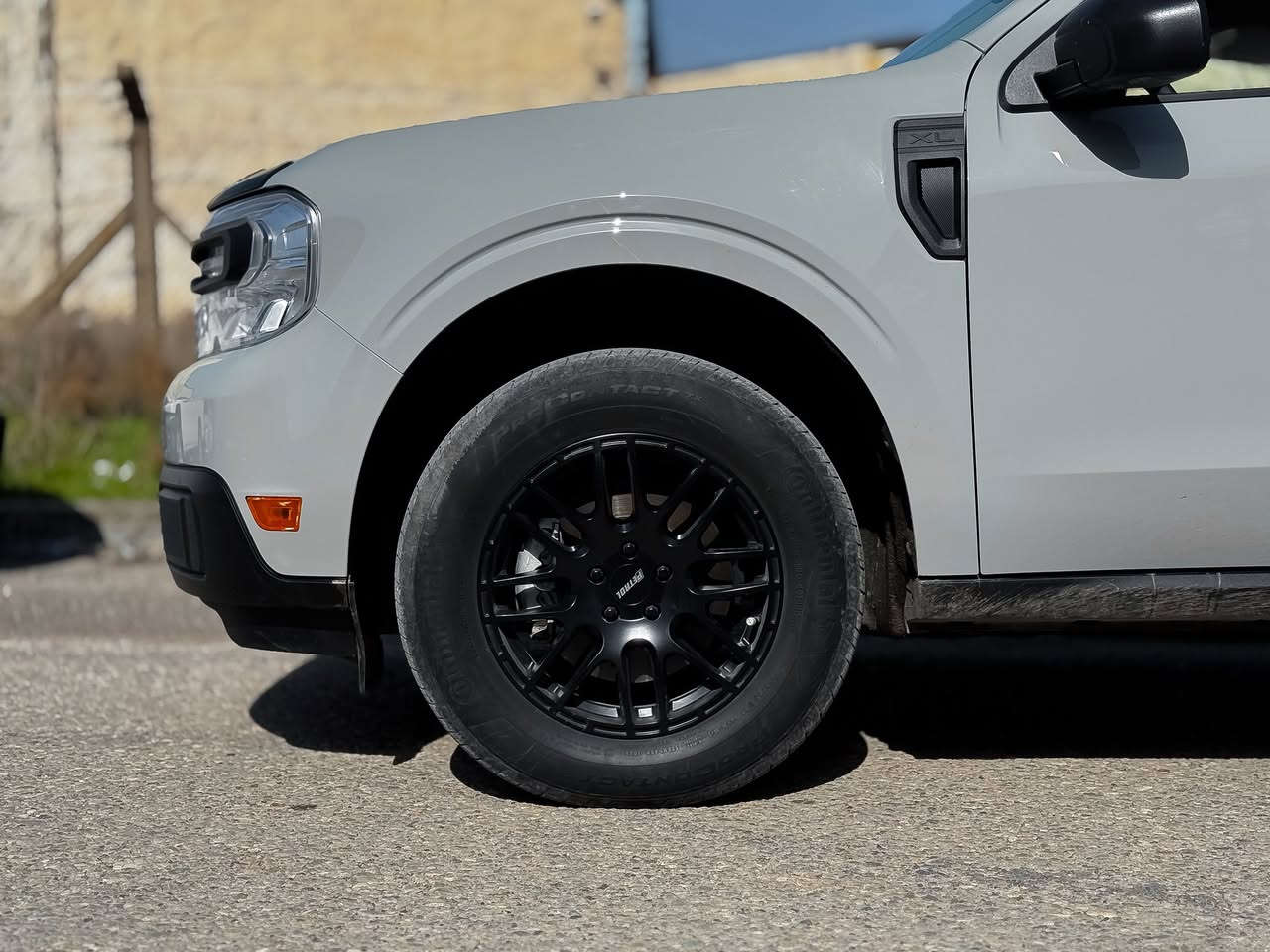 الســلام عليــكم سيارة اليوم  -   فورد مافريك
- موديل . 2024
- ضرر .    2 قطعة خلفيه
- ماشية .   20.000 ميل
- سلندر .     ( 4 ) 
- حجم مكينه .   ( 2.5 ) هابيرد
- مواصفات .     XL 
- السعر .  اتصل بنـا
- العنوان . اربيل 
- ⁠رقم بغداد .
- ⁠للتواصل والاستفسار 
***********-
