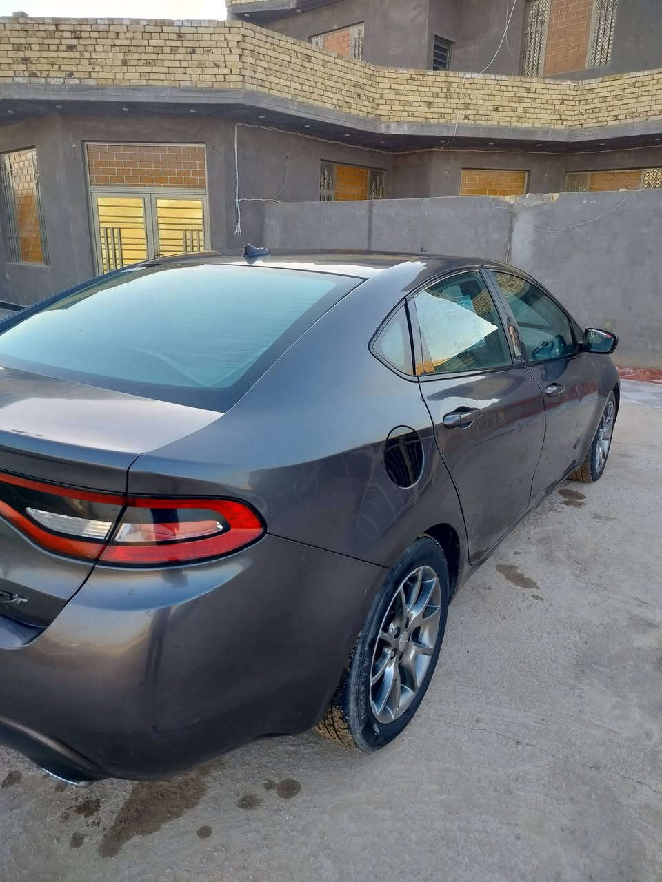 دارت موديل 15رقم بصره مشروع وطني سنويه وهزه جديده ضربة خفيفه جاملغ خلفي وبيها تبديل  باب خلفي  مكينه 2400مرغوب ويل كب وتخم تاير السعر 75 مكان ناصريه مركز ***********
