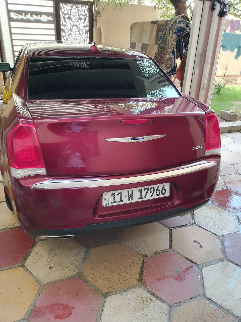 سلام عليكم وبأمه كرايزر السياره كلش جديده وما مشتغله بخط وتوها مسجله السياره فول كفاله من الدعاميه الدعاميه لا صبغ ولا كلير ولا فتح يعني جديده طابه مياه أمطار تعمل وتسير السياره اصل ٢٠١٩ امعلايه ٢٠٢٣ رقم دولي وتوني هزيتها  رقم *********** اتصل وتدلل
