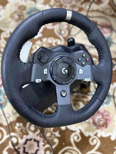 سلام عليكم أعاده نشر 
دركسون لوجتك g920  (عاطل) كامل محلقاته و محولات ثنين + جوستكات بلي فور أصليات وحده شغاله و الثاني الباتري ميت + بطاريات يوبي أس جدد انتاج 2025/8 
تريده كامل 130 تريد بس دركسون 100 
أسعار ثابته مكاني نجف كوفة توصيل غير متوفر 
***********
