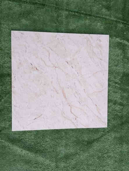 سمك ١٤ ملم تقريباً، بورسلين ايراني بقالب اسباني و إمتياز إيطالي قياس ٦٠ *٦٠ سم.

للمزيد من المعلومات يرجى مراجعة الصفحه او الاتصال على الارقام التاليه *********** متوفر واتس اب ايضا.

بغداد الرصافه الامين الثانيه على الخدمي المحاذي لقناة الجيش قرب شارع الارامل.
