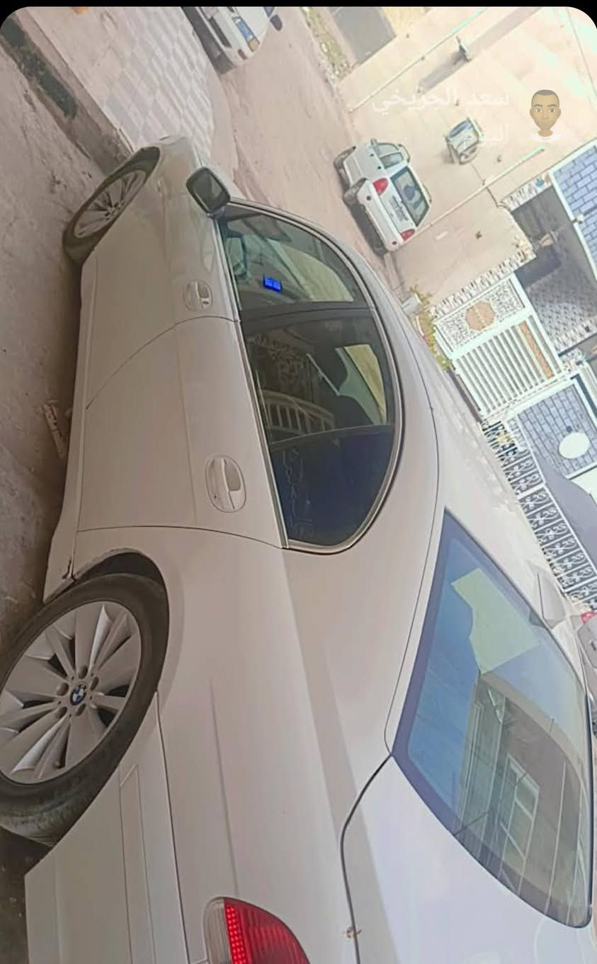 BMW بي ام دبليو باخره  ادوات ادوات متوم
 موديل 2005 السياره بدون كصه للبيع او مراوس السياره صاروخ🚀🚀
متوم رقم اربيل و سنويه شرط الحاسبه
المواصفات 1/1 : 
- فتحة سقف
- بصمة تشغيل
- ابواب شفط 
- شاشة وسائط + ماوس تحكم
- حساسات اصطفاف امامي + خلفي
- كشنات جلد تحكم كهرباء 
- كشنات خزن Memory
- بردات ابواب بلادي
- برده خلفيه بلادي
- تلفون 
- تحكمات ستيرن جهتين + ستيرن كهرباء
- ستيرن تحكم كهرباء
- مري قلاب + شفط 
- تبريد قطعتين + تحكم خلفي
- سيدي جينجر 6
- هاند بريك بصمة كهرباء
السعر 55 ورقه بيها مجال ان شاءالله
رقمي/***********
