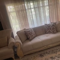 تخم عشر مقاعد تركي يصير سرير ومخزن لي جوه  اخو الجديد رايده بمليون. لل...