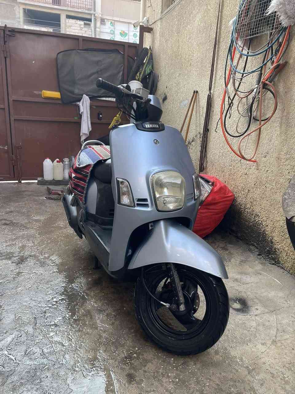 سلام عليكم بوليس ٢٠٠٩نوزل الدراجه كلش حلوه و جديده السعر ٦٧٥ وبيه مجال مكان كربلاء
***********
