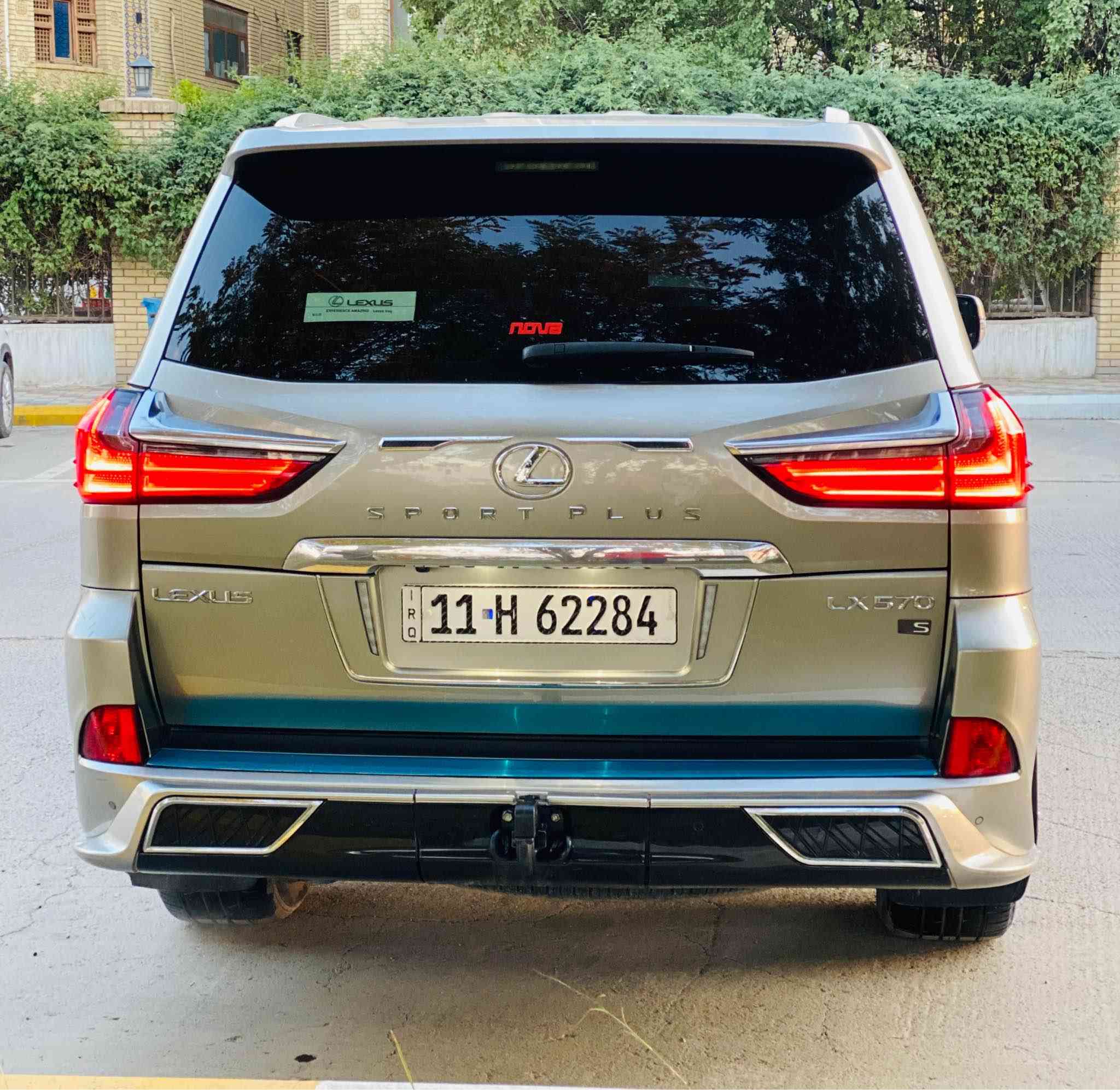 ‎السلام عليكم 
‎بعد التحية والتقدير

‎لكزس 2016 بريم لون مميز رقم بغداد بااسمي بيها صبغ بآب وبنيد مقسم براغي وباقي السيارة مكفول وجاهزة من كلشي 

‎المواصفات 

‎فتحه سقف 
‎داتا شو
‎اشارة تسلسلية
‎خمس بصمات 
‎مري شفط 
‎ثلاث شاشات 
‎اربع كامرات 
‎دبل رادار امامي جانبي 
‎بردات جانبية 
‎ذاكرة كشن وستيرن 
‎‏‎5 كاميرات
‎تدفئة تبريد كشنات
‎حساس امامي +خلفي 
‎دمام خلفي
‎نظام ملاحة
‎صندوق بصمه +شفط 
‎تحكم ستيرن فوول 
‎كروز قفل سرعه
‎ستيرن كهرباء 
‎شفتات بالستيرن 
‎جكات تصعيد وتنزيل 
‎ماوس تحكم بالشاشه
‎هاند بريك بصمه 
‎ثلاث انظمه قياده ECO +NORMAL +SPORT 
‎مانع انزلاق
‎كراسي امامي وخلفي كهرباء 
‎كراسي اماميه تبريد وتدفئة 
‎كرسي السايق خزن ميموري متحرك 
‎كراسي خلفيه تبريد
‎٨ ايرباك 
‎طفايه بالصدر 
‎ثلاجه 
‎وبعد بيه اهواي مواصفات 
 
السعر 508 وبيها مجال 
مكاني بغداد العامرية 
*********** بغداد, العراق
