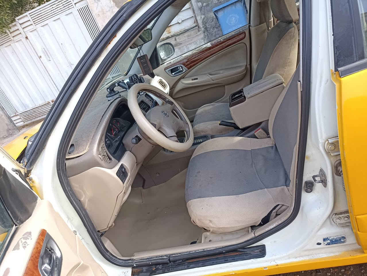 السلام عليكم سني 2010 للبيع السعر 75 وبيها مجال بصيط المكان الرمادي حي الشركه ***********
