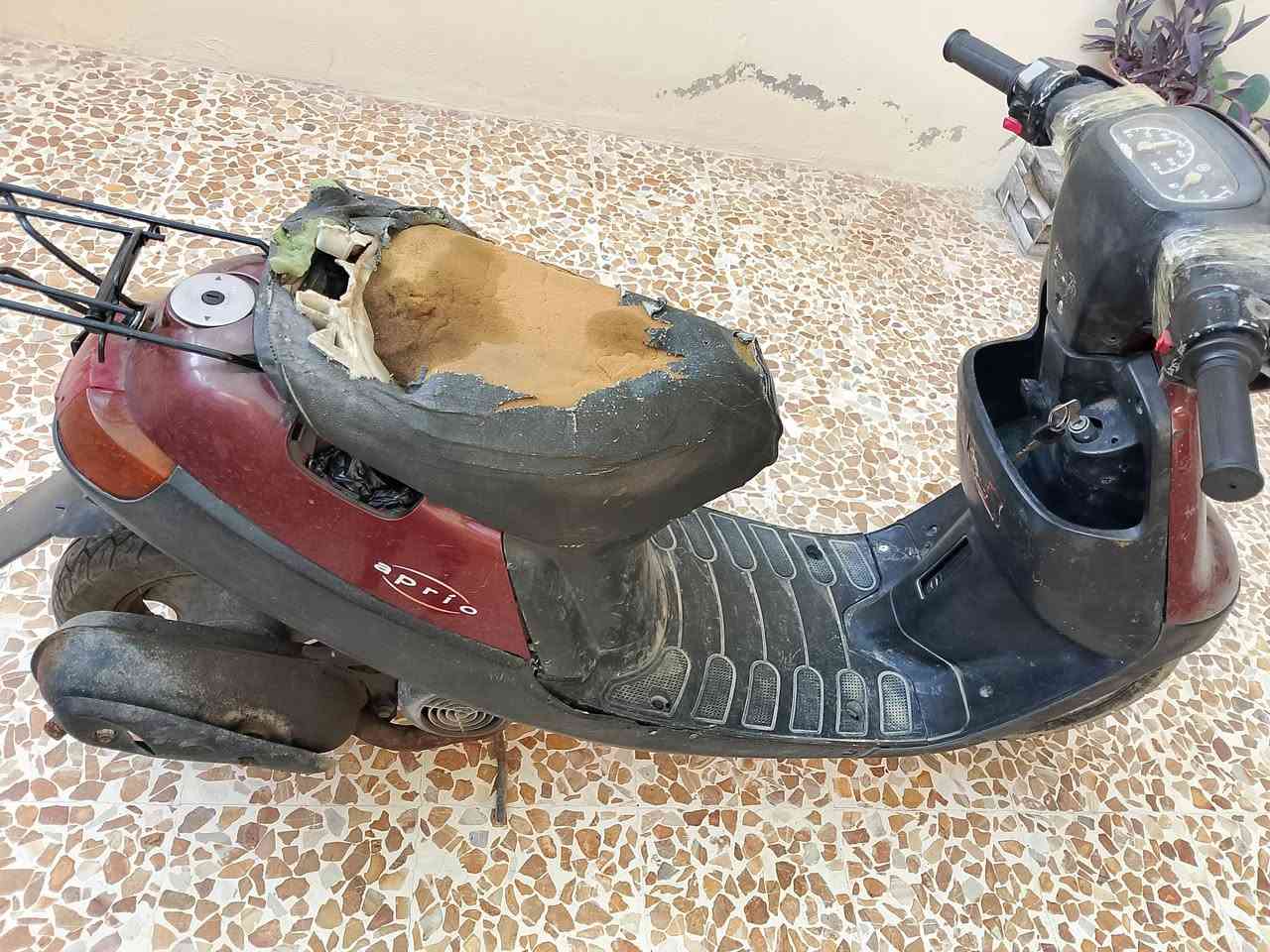ماطور بوتين للبيع شاصي شرط ونه بالاكسن ما بي درع اصلي بس تعبان كدام العين تايت جدد مكينة معمرة مرتين  الكشن تعبان  السعر 170 شراي اتصل عالرقم
 ‏‪***********‬‏
