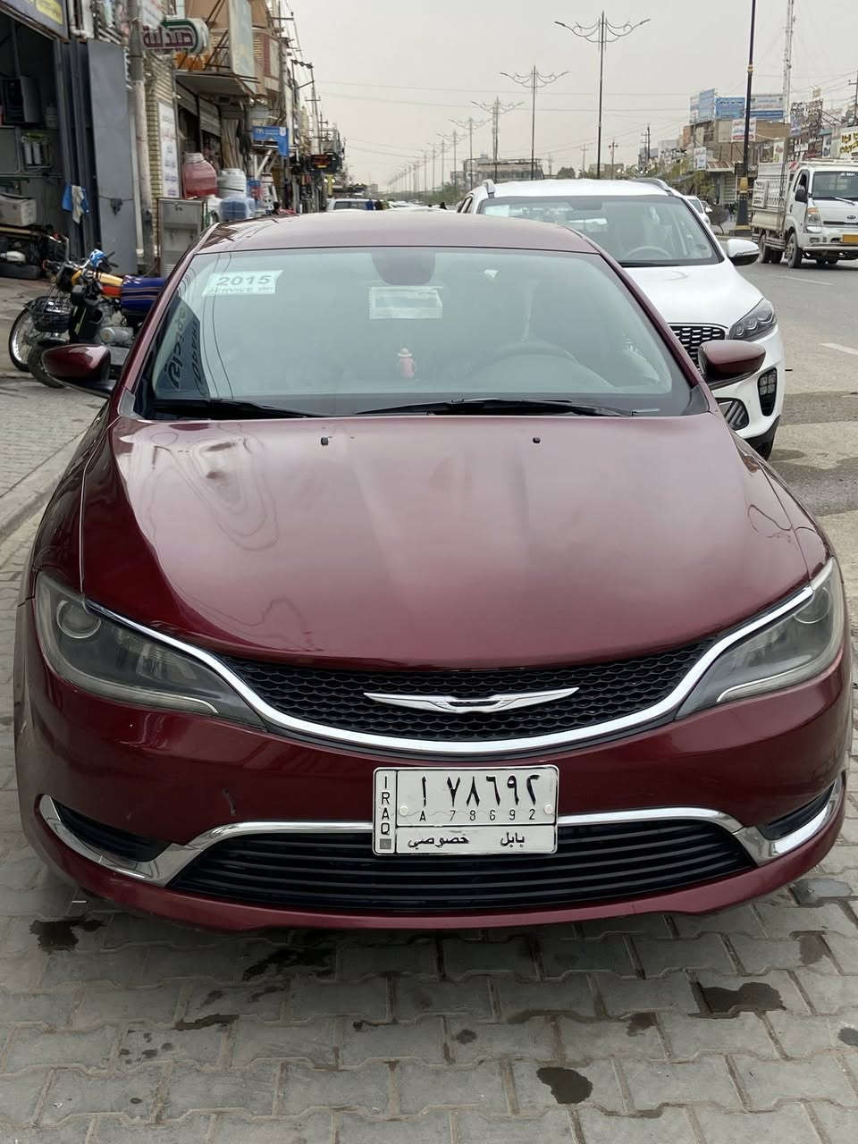 سلام عليكم سياره سي ٢٠٠الفين و2015السياره كلش نضيفه حادث السياره بنيد فقط بدون دواخل رقمها بابل السنويه ماصاقطه محركها الفين و٤٠٠مكان السياره نجف سعر السياره ٩٩بيهاًمجال كلش كلش قليل السياره مصروف عليها هواي ***********
