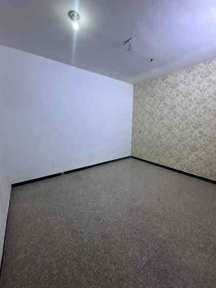 للايجار في السيدية بيت مساحته 100م
يتكون من مدخلين

وثلاث غرف نوم مطبخ صاله خدمات صحيه عدد  3 وكراج صغير

#الايجار 850 الف قفل 

للاستفسار الاتصال على الارقام التالية 

***********
