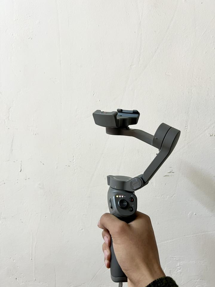 ستاند تصوير مستخدم قليل  جداً
قيم وأخذه 
***********
