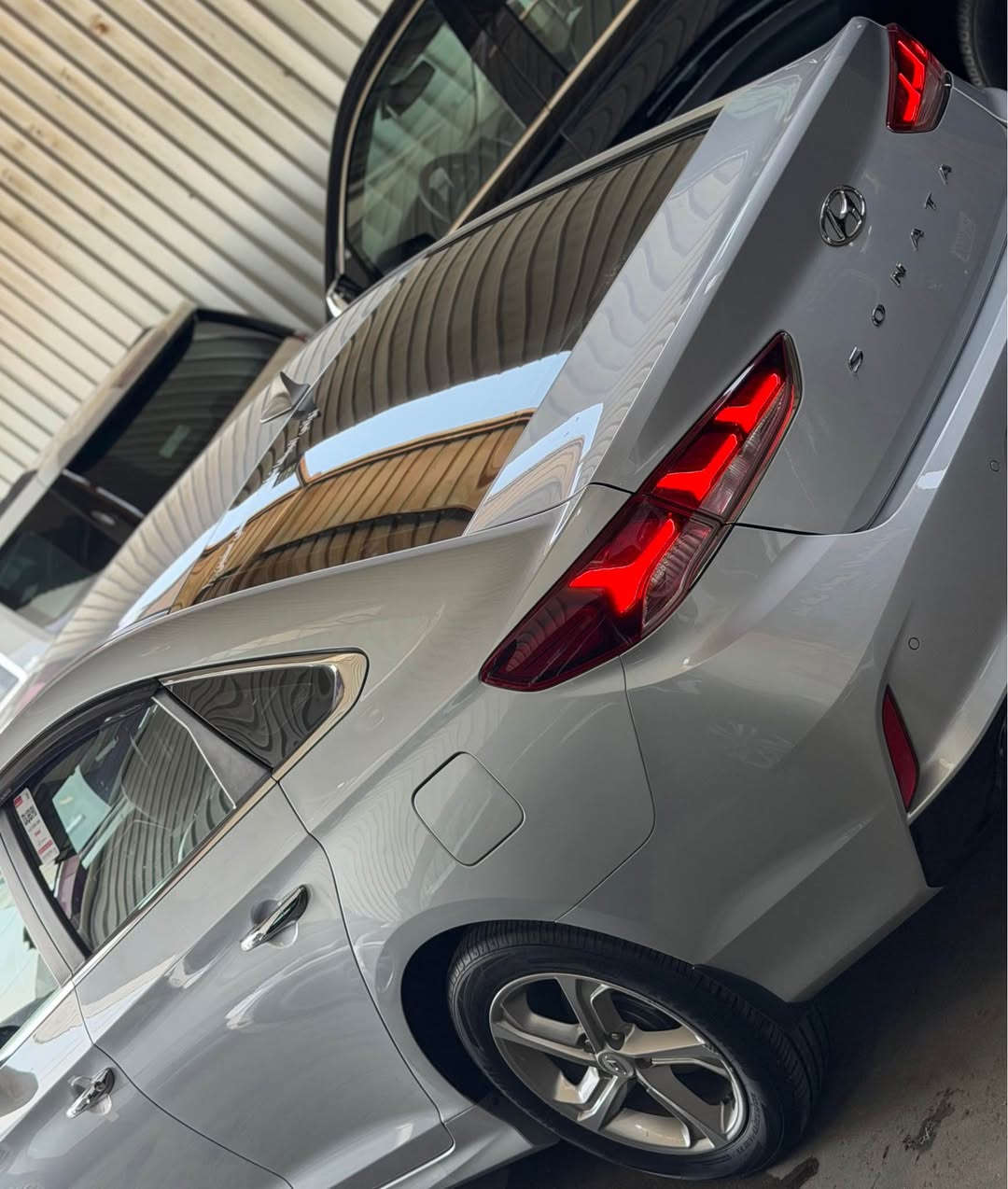 سلام عليكم 
سوناته مديل 2022
وراد كوري كفاله عامه 
فول مواصفات سياره 
رقمه بصره تحويل
السعر (175)$وبيه مجال 
*********** البصرة, العراق
