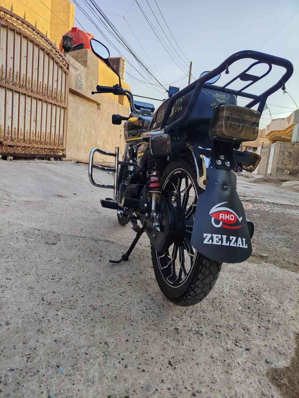 السلام عليكم ورحمة  للبيع سونك 2024داخل بشهر ال 11لون أسود ماشيه 7الاف وكسور دراجه مضمومه الدراجه أخت الزيرو سعرها ٧٢٥بيها مجال 
اليكسر بسعرها يسمع كلام محلو 
هاتف /***********
