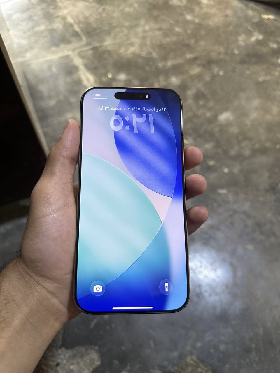 السلام عليكم  
16 pro max 
شرق اوسط ضمان ماستر الجهاز بي ضهر مفطور فقط 
بطاريه 91 السعر 1250
مكاني الرمادي 
لاستفسار ***********
ملاحظه غير متواجد على الفيس
