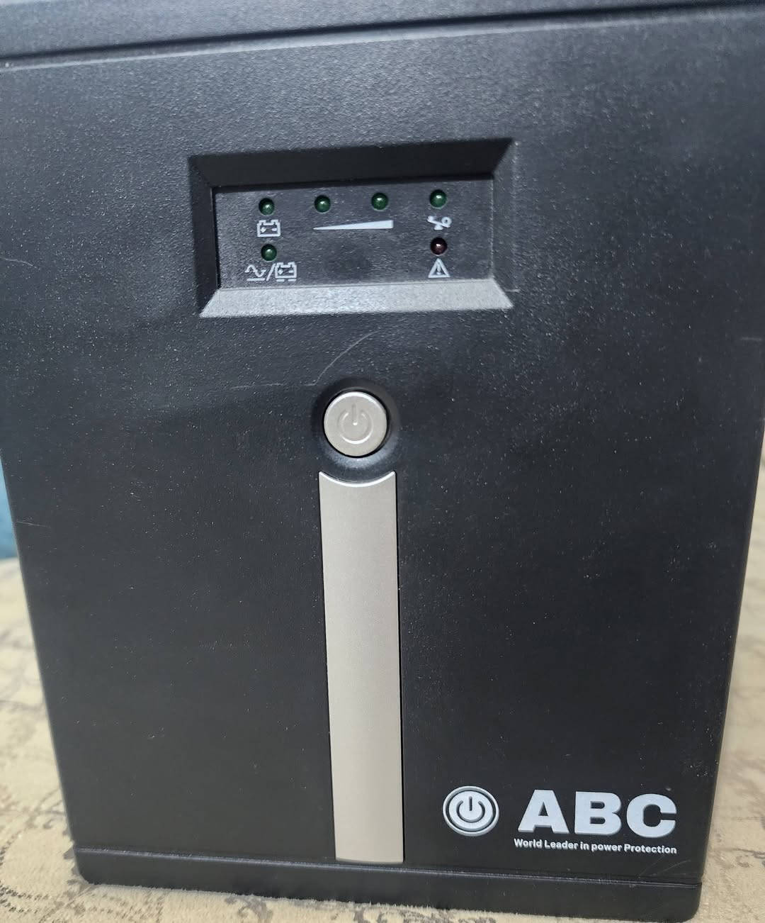 السلام عليكم 
UPS 2000VA نوع ABC مستخدم قليل
نضافه جدا عاليه 

يوبي اس ينطيك وقت كيس وشاشه تصفح 45 دقيقه الى ساعه 
العاب ينطيك 15-20 دقيقه
بطارياته حاله ممتازه 
السعر 80 الف فقط 
مكاني بغداد توصيل موجود


**إذا كنت صاحب هذا الإعلان وتريد حذفه لأي سبب، رجاءا أرسل رسالة إلى الدعم الفني**