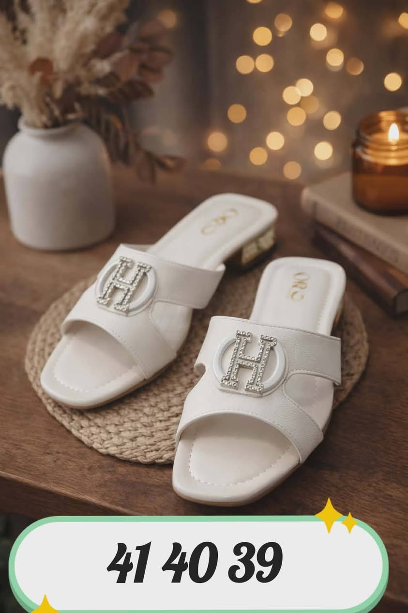 فقط ب 5️⃣0️⃣0️⃣0️⃣ والتوصيل مجاني داخل مجمع بسمايا


**إذا كنت صاحب هذا الإعلان وتريد حذفه لأي سبب، رجاءا أرسل رسالة إلى الدعم الفني**