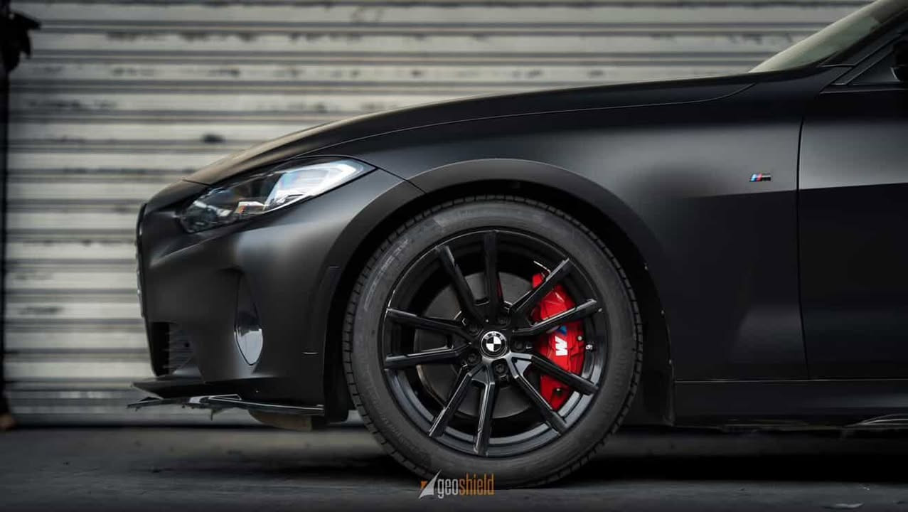 السلام عليكم . 
للبيع : bmw 430i 2023 coupe 
v4 2000 turbo 
عداد المسافه : 25,000 km فقط .
الضرر : باب وجاملغ خلفي عكس السايق شي بسيط 
بدون بدواخل بدون ايرباك بجم كبس . 
السياره مغلفه بي بي اف مات ضمان ١٠ سنوات يم مركز ( جيوشيلد ) بالاضافه انو عليهه داون بايب + تفريغ صوتهه كلش حلو 
+ مغير سستم كامل مال سياره لل 440i 
صفر مسج ✅ بدون اي نقص السياره 
رقم بغداد بأسمي 
مكاني / بغداد المنصور 
رقم / ***********
