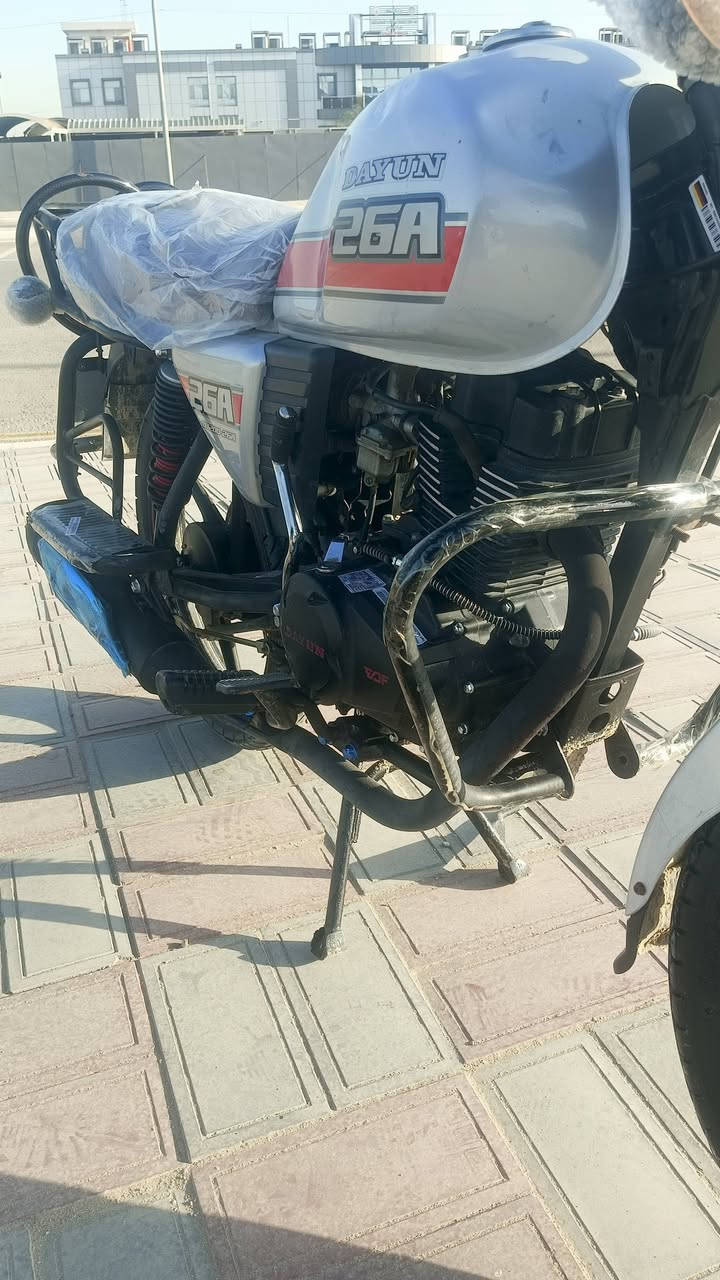 سلام عليكم دايون (2020) مكينة 200 كتابة حمرة دراجة اوراق اصولي اصولي مو سكنر دراجة نضيفة شعلة معدل 
 مكينة ما مفتوحة كهربائيات اشاير لايتات ڱڵـه. شغال سويج سجينة
سعر (1400) بيها مجال والشراي بي خير ويدلل
مكان كربلاء الجاير (‏‪***********‬‏)
